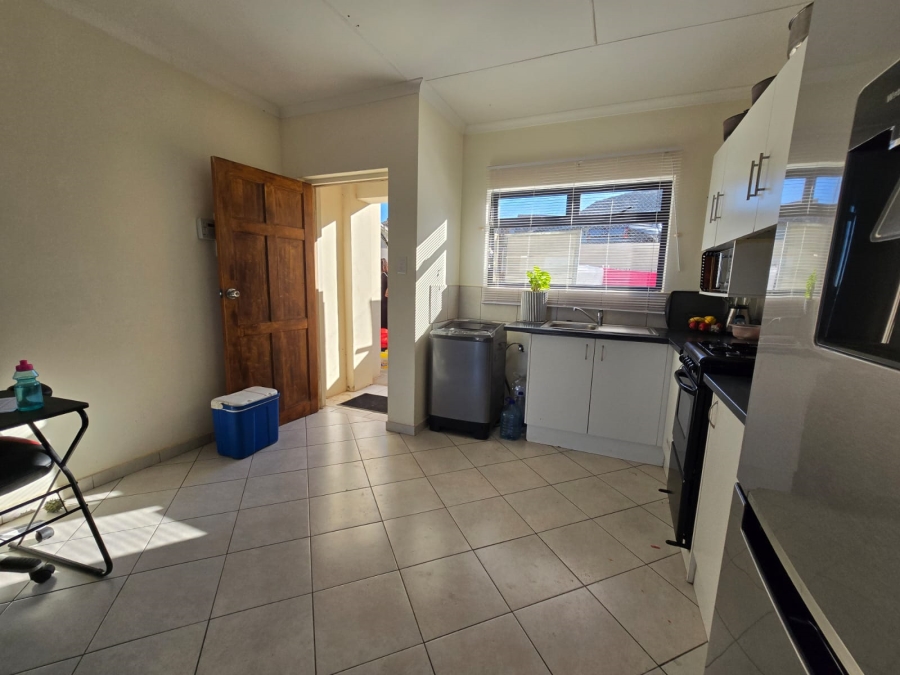 3 Bedroom Property for Sale in Kidds Beach Eastern Cape